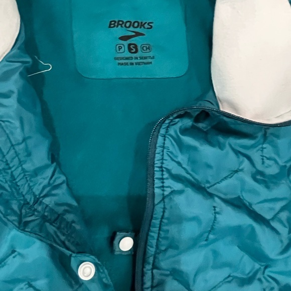 NWOT Brooks zip up active blue light jacket size small - Picture 6 of 9